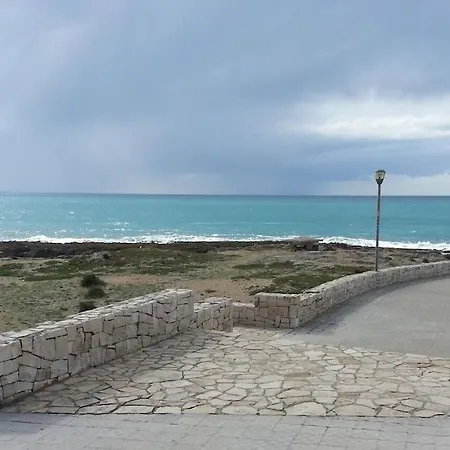 Gallipoli - Lido S. Giovanni - 200 Meters From The Sea Exterior photo